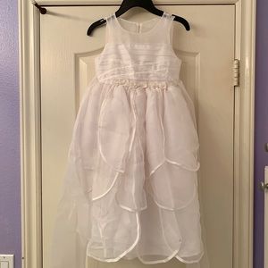 NEW Isobella&Chloe Girls Multilayered Bow Dress